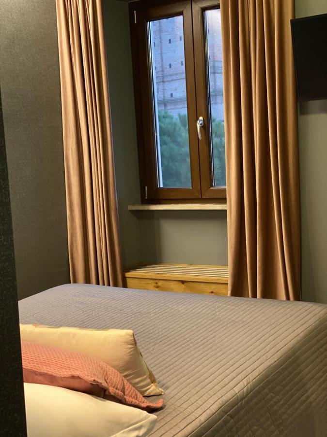 La Taverna Antica Rooms Пескара Екстериор снимка
